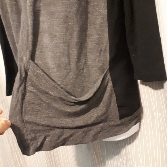 ‼️ Calvin Klein Black and Grey Cardigan size XS - Picture 2 of 6